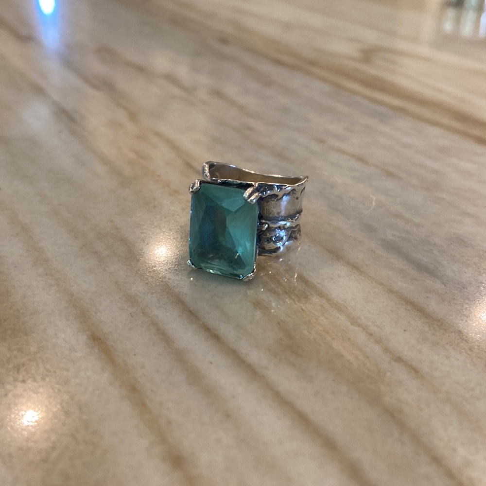 Silpada retired aqua blue stone hammered silver ring size 7
